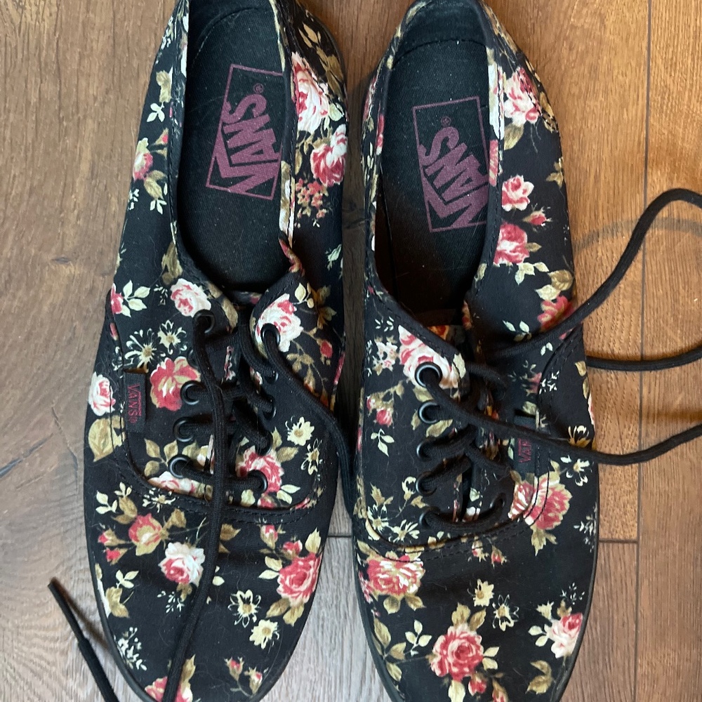 Vans Floral Black Shoes Size Women’s 8.5/Men’s 7